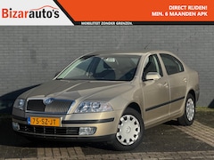 Skoda Octavia - 1.6 Elegance | 1jr APK | Trekhaak | Parkeersensoren