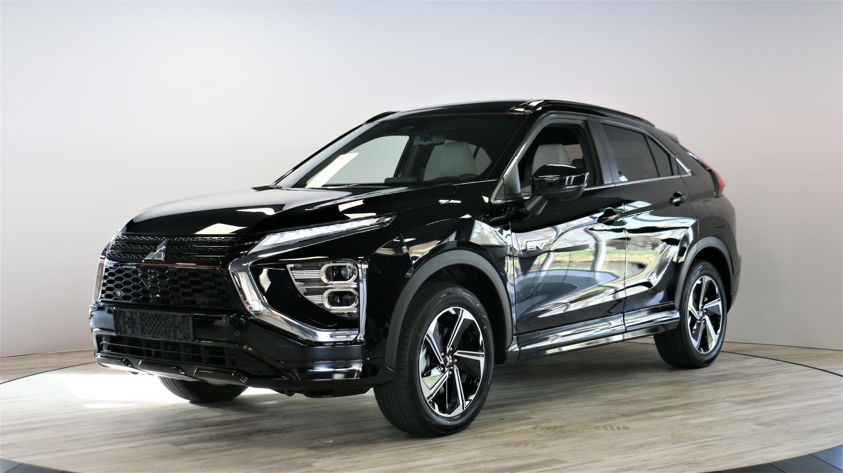 Mitsubishi Eclipse Cross - 2.4 PHEV Executive | Cruise adaptief | 360 Camera - AutoWereld.nl