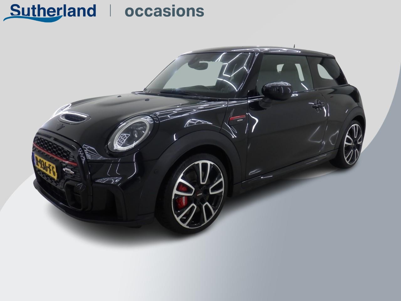 MINI John Cooper Works - Mini 2.0 Essential | Panoramadak | Wordt verwacht - AutoWereld.nl
