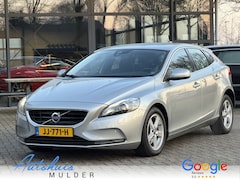 Volvo V40 - 2.0 T2 Momentum Xenon/Clima/Navigatie/Stoelverwarming/PDC