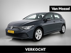 Volkswagen Golf - 1.0 eTSI Life | Automaat | 110 PK | All Season Banden | Navigatie | Caplay/Android Auto