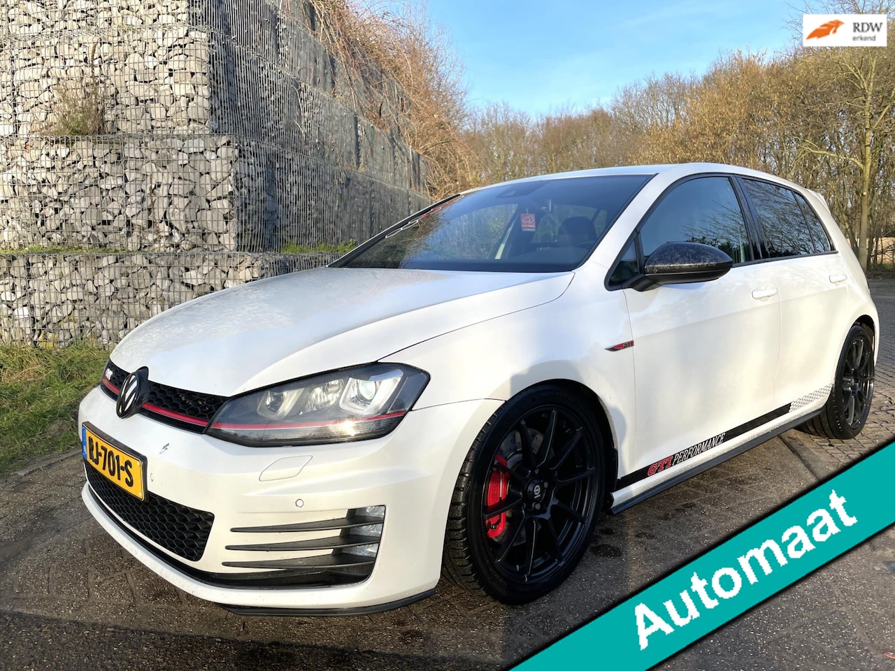 Volkswagen Golf - 2.0 TSI GTI Performance DSG Autom Keyless Camera Leder - AutoWereld.nl