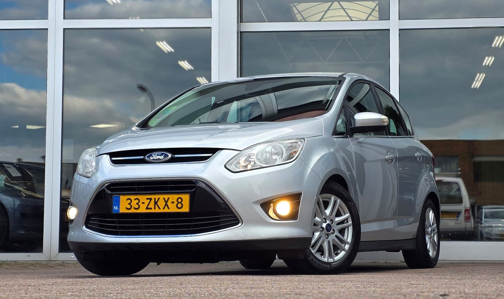 Ford C-Max - 1.0 Titanium Trekhaak 2e Eigenaar Clima Mooi! - AutoWereld.nl
