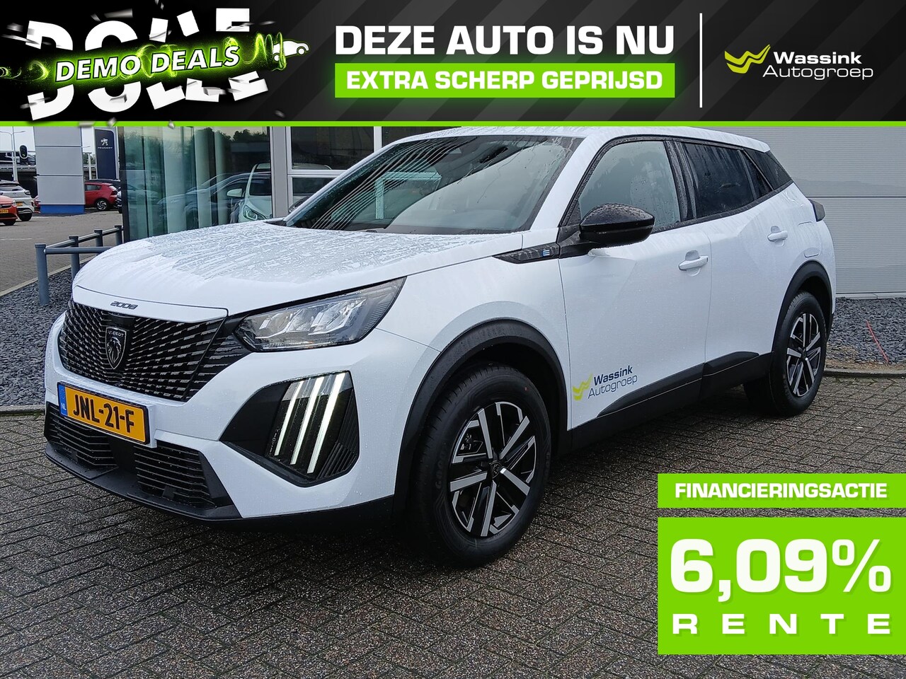 Peugeot e-2008 - EV 54kWh 156pk Business 420 km | Navigatie | Camera | Apple CarPlay en Android Auto | - AutoWereld.nl