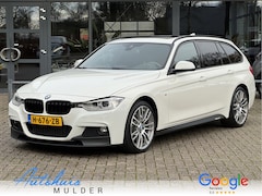 BMW 3-serie Touring - 335i xDrive High Executive Pano/Trekhaak/HUD/Clima/Navi/Cruise