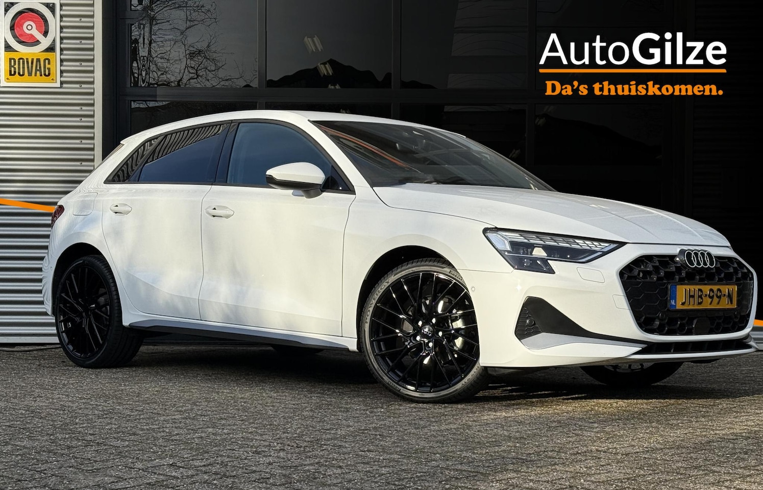 Audi A3 Sportback - 35 TFSI Advanced edition l Sonos l LED l 19 Inch l Stoelverwarming l Zwart Optiek - AutoWereld.nl