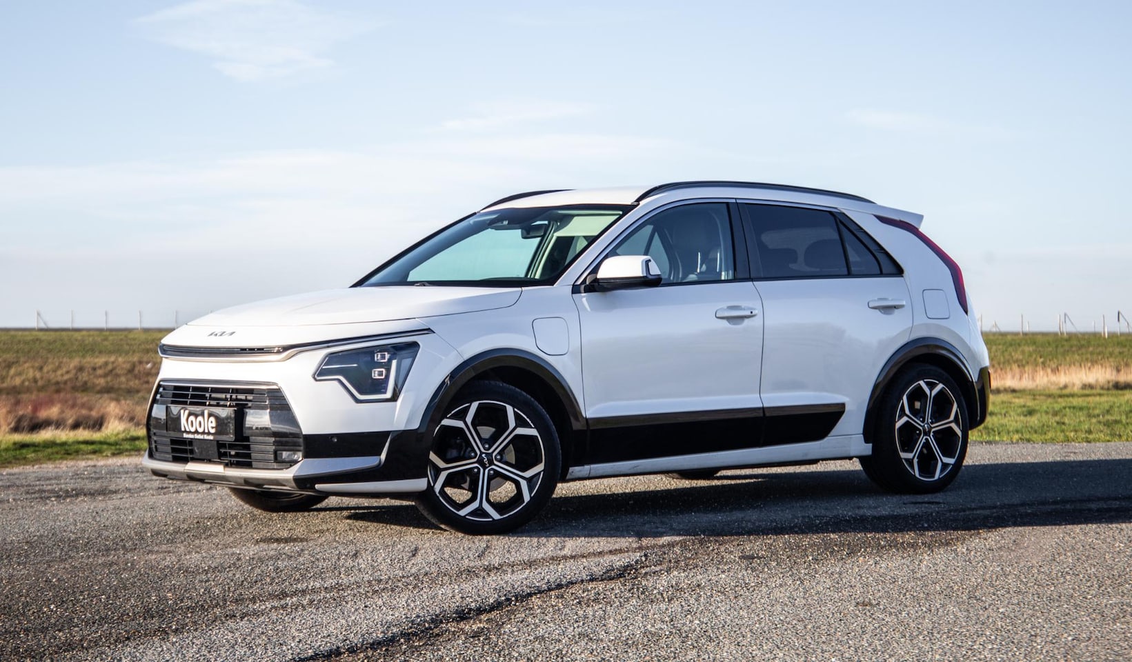 Kia Niro - 1.6 GDi PHEV DynamicLine TREKHAAK / PLUG IN HYBRID / CARPLAY / NAVI / FABRIEKS GARANTIE ! - AutoWereld.nl