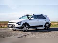 Kia Niro - 1.6 GDi PHEV DynamicLine TREKHAAK / PLUG IN HYBRID / CARPLAY / NAVI / FABRIEKS GARANTIE