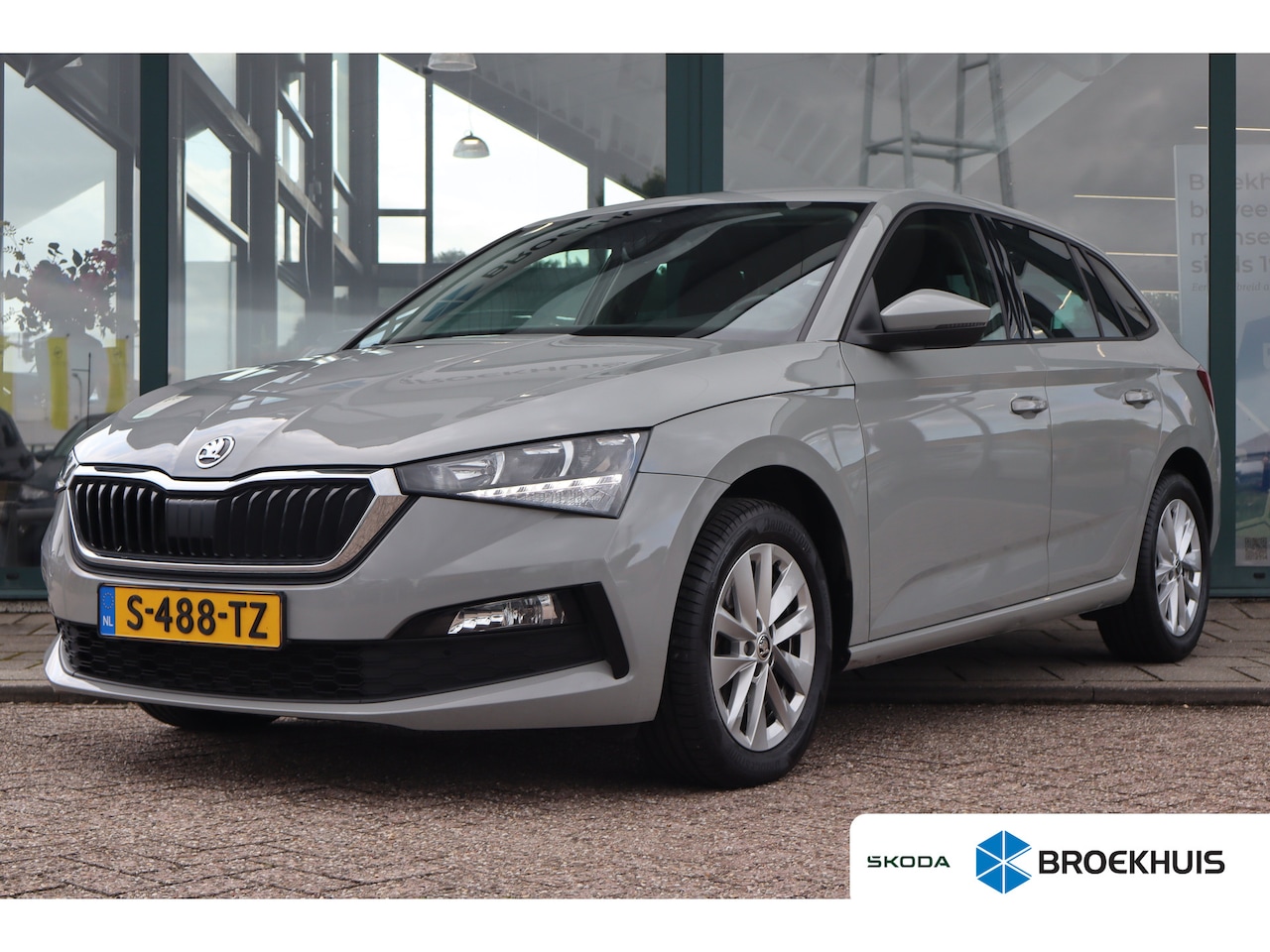 Skoda Scala - 110PK 1.0 TSI Ambition Automaat | Airco | Apple Carplay/Android Auto|telefoonintegratie pr - AutoWereld.nl