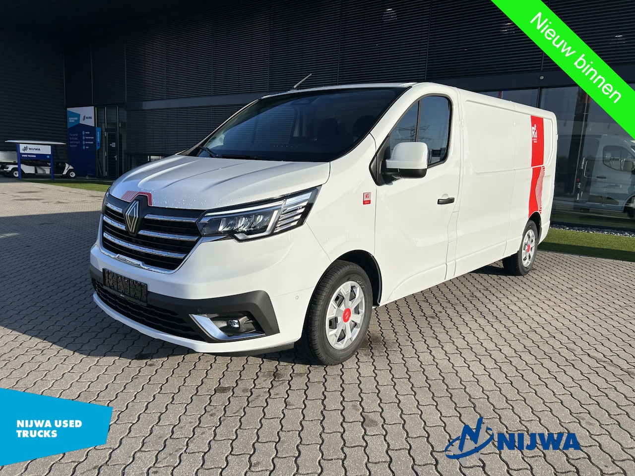 Renault Trafic - 150 T30 L2H1 Automaat + Trekhaak - AutoWereld.nl