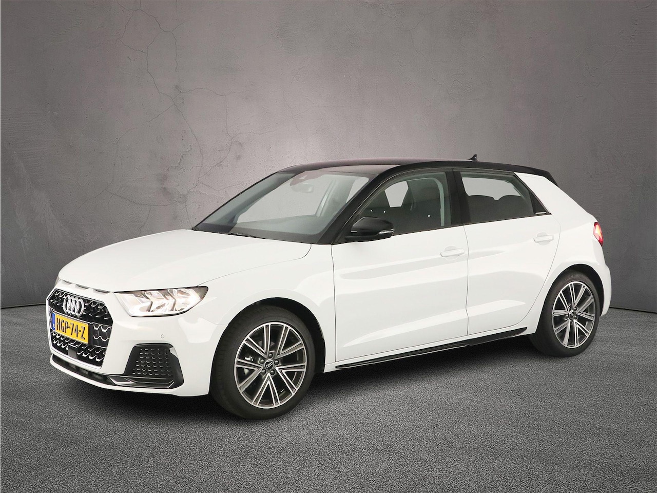 Audi A1 Sportback - 25 TFSI 95pk | 17 inch | CarPlay | Clima | Zwartdak | DAB | Verlengde Garantie | Parkeerse - AutoWereld.nl