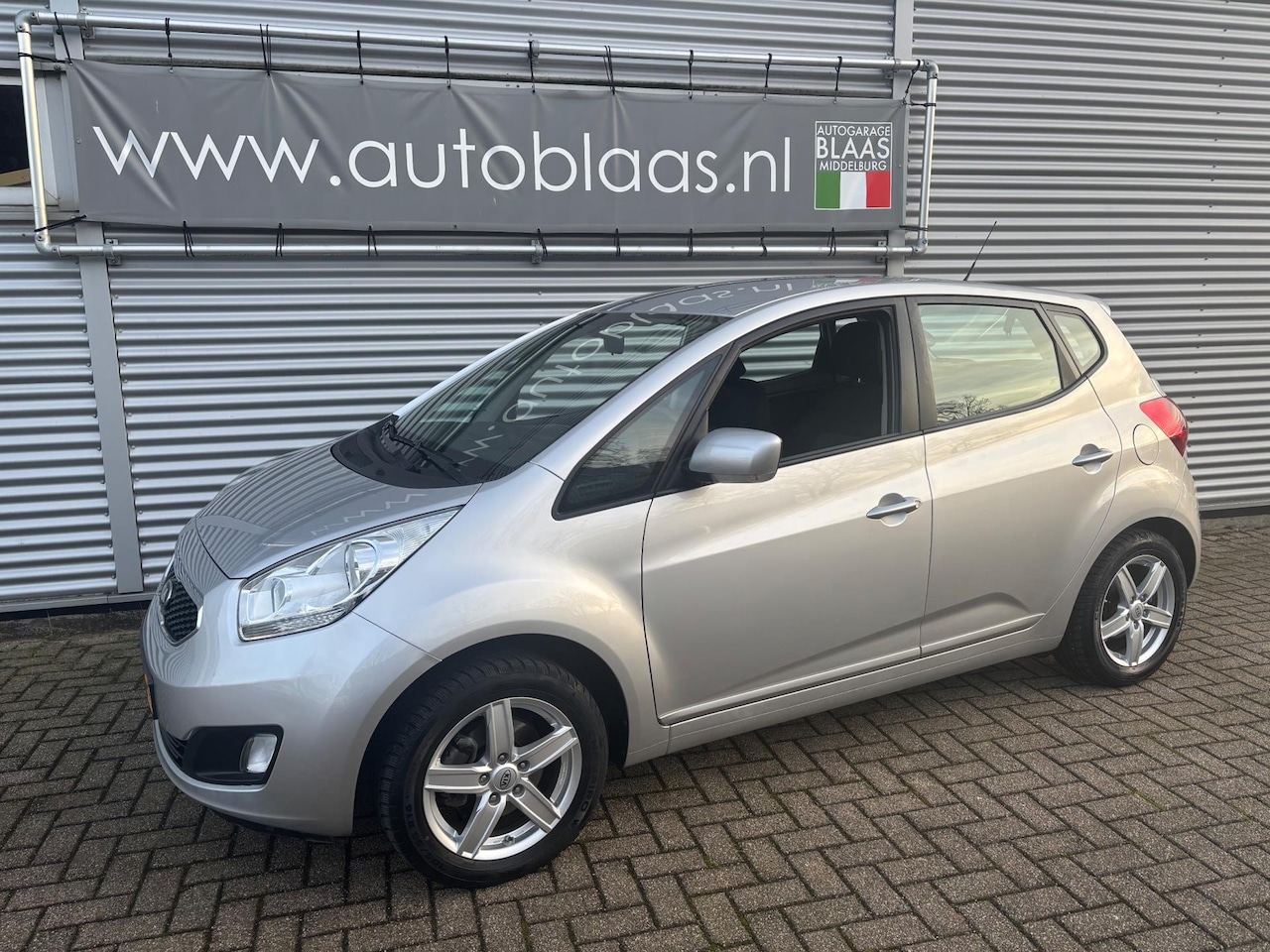 Kia Venga - 1.4 CVVT ComfortLine 1.4 CVVT ComfortLine - AutoWereld.nl
