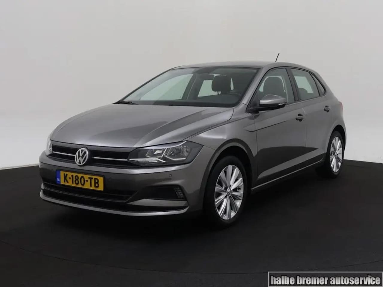 Volkswagen Polo - 1.0 TSI Highline |DSG|Carplay|ACC|PDC|Stoelv - AutoWereld.nl