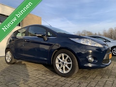 Ford Fiesta - 1.6 TDCi ECOnetic Titanium 5DR NAP Airco Cruise control Elektrische pakket Lichtmetaal vel
