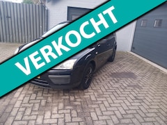 Ford Focus - 1.6-16V Champion, Airco, Cruise control, Trekhaak