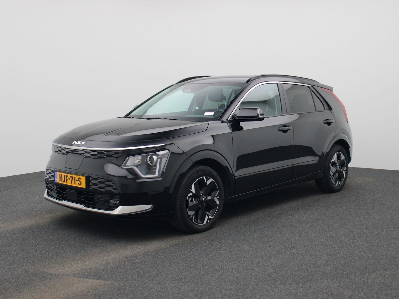 Kia Niro EV - Light Advanced 64.8 kWh | SOH 100% | Parkeersensoren | Parkeercamera | Stoel en stuur verw - AutoWereld.nl