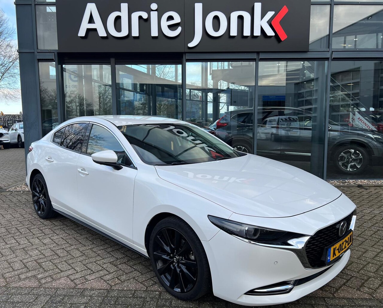 Mazda 3 - 2.0 e-SkyActiv-X M Hybrid 180 Luxury | AUTOMAAT | NED. AUTO | DEALER ONDERHOUDEN | I-ACTIV - AutoWereld.nl