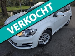 Volkswagen Golf - 1.2 TSI Edition/5drs/Airco/Trekhaak/Navi
