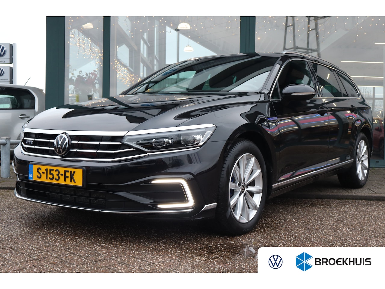 Volkswagen Passat Variant - 218PK 1.4 TSI PHEV GTE Business | Achteruitrijcamera | Navigatiesysteem | Trekhaak elektri - AutoWereld.nl