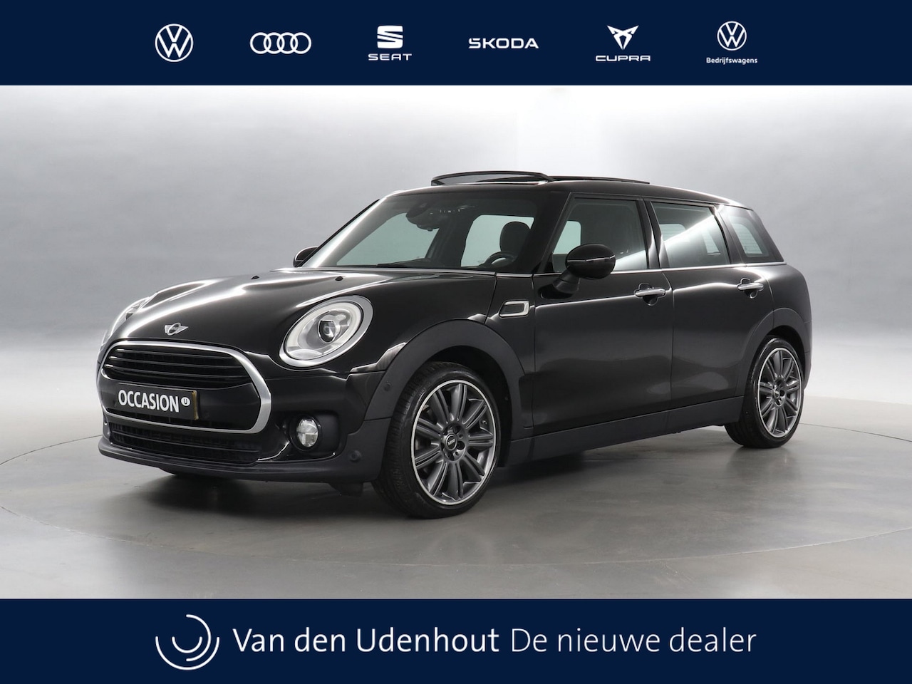MINI Clubman - Mini 1.5 136pk Cooper Chili Automaat / Navigatie / Panoramadak / Stoelverwarming / Harman - AutoWereld.nl