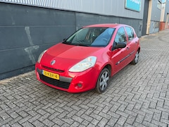 Renault Clio - 1.2 Special Line Airco Navi