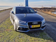 Audi A3 Limousine - 1.4 TFSI CoD Ambition Sport Edition 3X s-line / Trekhaak / Camera / LED