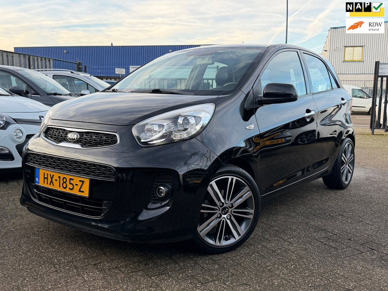 Kia Picanto - 1.0 CVVT DynamicLine Colorline / Half Leer / LED - AutoWereld.nl