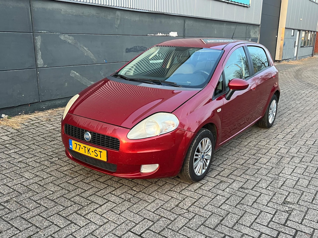 Fiat Grande Punto - 1.4 Edizione Blue & Me 1.4 Edizione Blue & Me - AutoWereld.nl