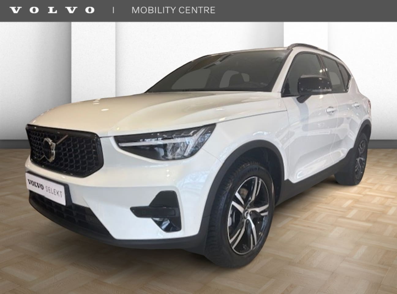 Volvo XC40 - B4 Plus Dark | Harman Kardon Audio | BLIS | Trekhaak - AutoWereld.nl