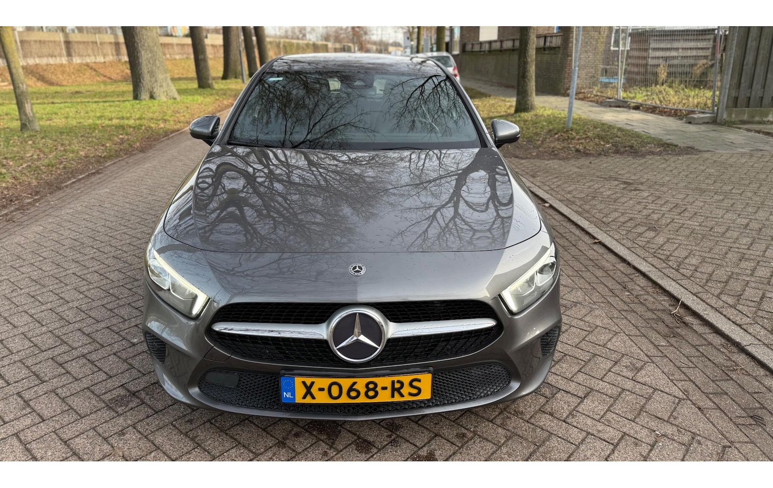 Mercedes-Benz A-klasse - 180 Premium Plus 2018 Sfeerverlichting - AutoWereld.nl