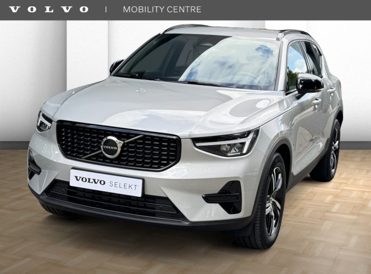 Volvo XC40 - B4 Plus Dark | Harman Kardon Audio | Stuur- & Stoelvermaring - AutoWereld.nl