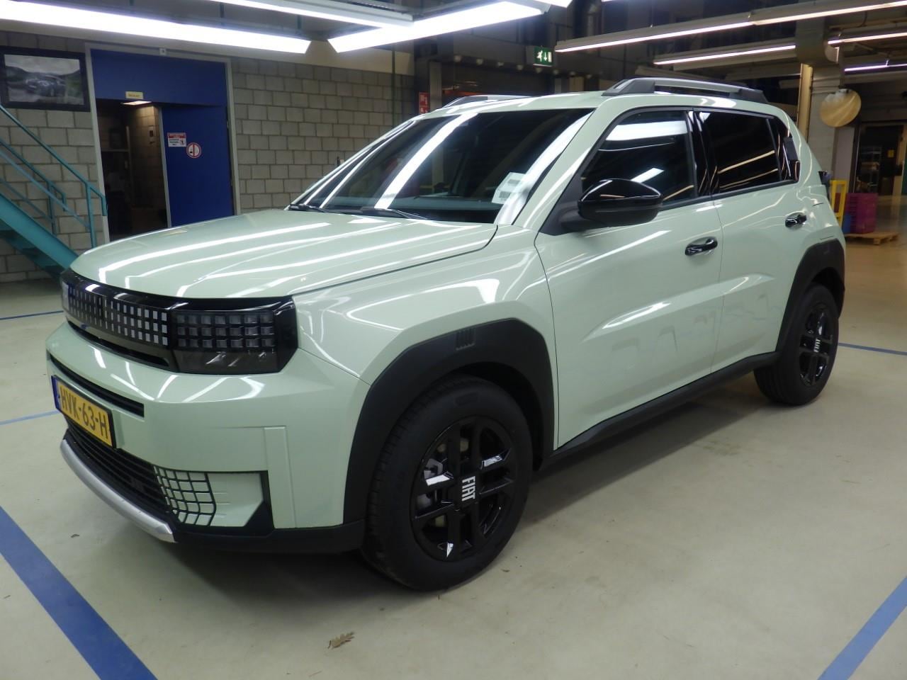 Fiat Grande Panda - 1.2 Hybrid 100pk AUTOMAAT Icon | Style Pack | Lichtmetaal | Privacy glass - AutoWereld.nl