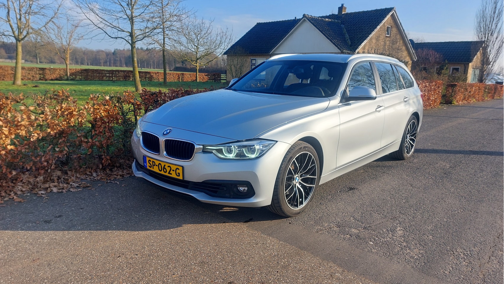 BMW 3-serie Touring - 318i Executive CLIMA/LED BJ 2018 - AutoWereld.nl