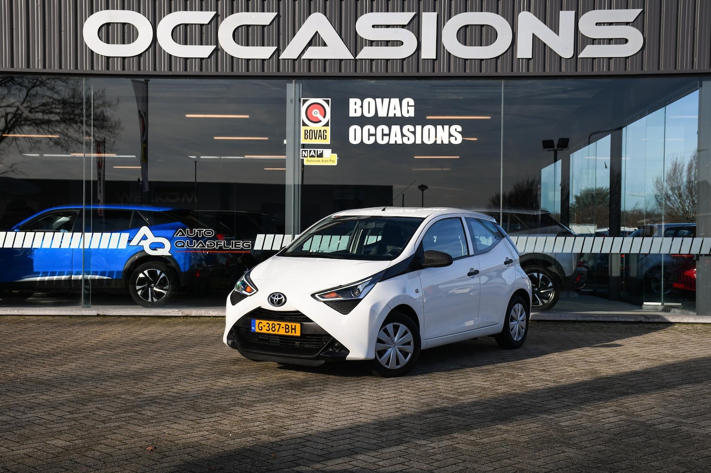 Toyota Aygo - 1.0 VVT-i x-fun HILL HOLD/ LED/ START-STOP - AutoWereld.nl