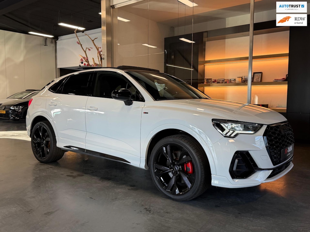 Audi Q3 Sportback - 45 TFSI e S Edition 245PK Panorama Sfeerverlichting 1e eigenaar - AutoWereld.nl