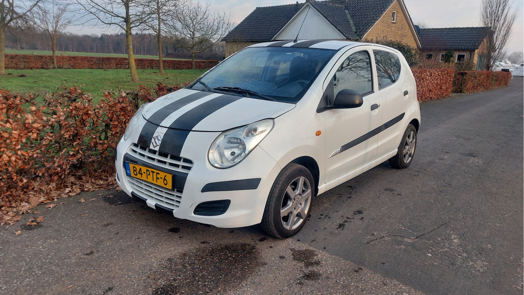 Suzuki Alto - 1.0 Comfort Plus AIRCO BJ 2011 - AutoWereld.nl
