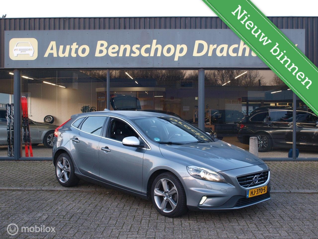 Volvo V40 - 2.0D 170pk R-Design PL 17Velg Xenon Alcantara Navi - AutoWereld.nl