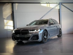 BMW 5-serie Touring - 530e High Executive M-Sport, ACC, Leer, Interieurverlichting