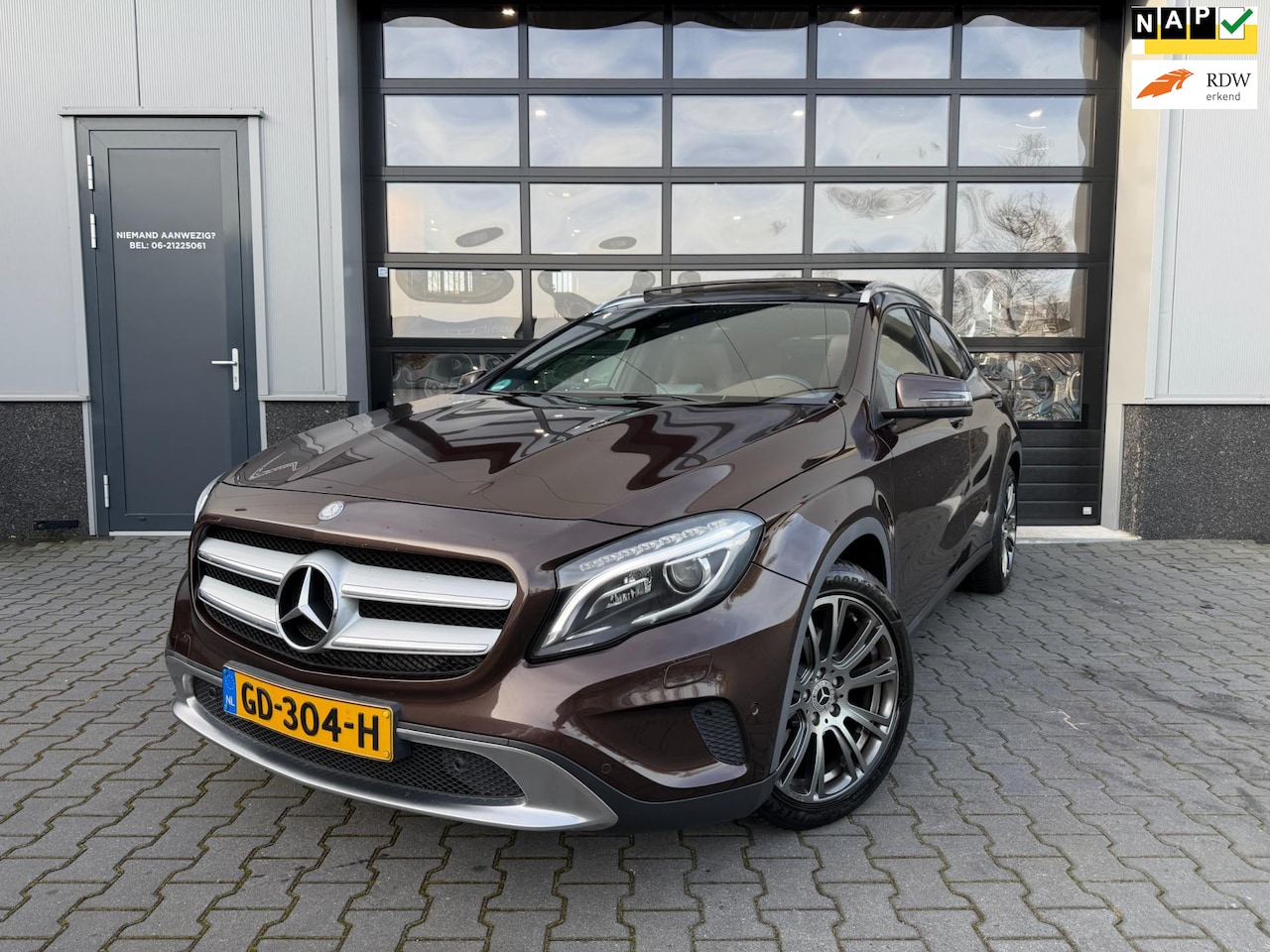 Mercedes-Benz GLA-Klasse - 250 Prestige Panoramadak automaat - AutoWereld.nl