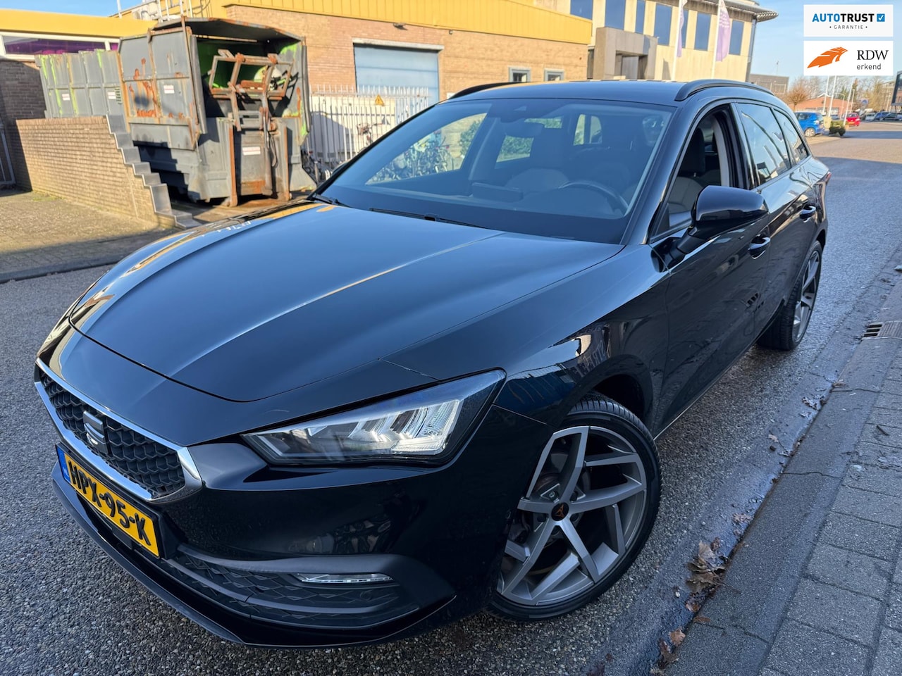 SEAT Leon Sportstourer - 1.5 eTSI FR INTENSE DSG VIRTUAL COCKPIT 19 INCH CUPRA - AutoWereld.nl