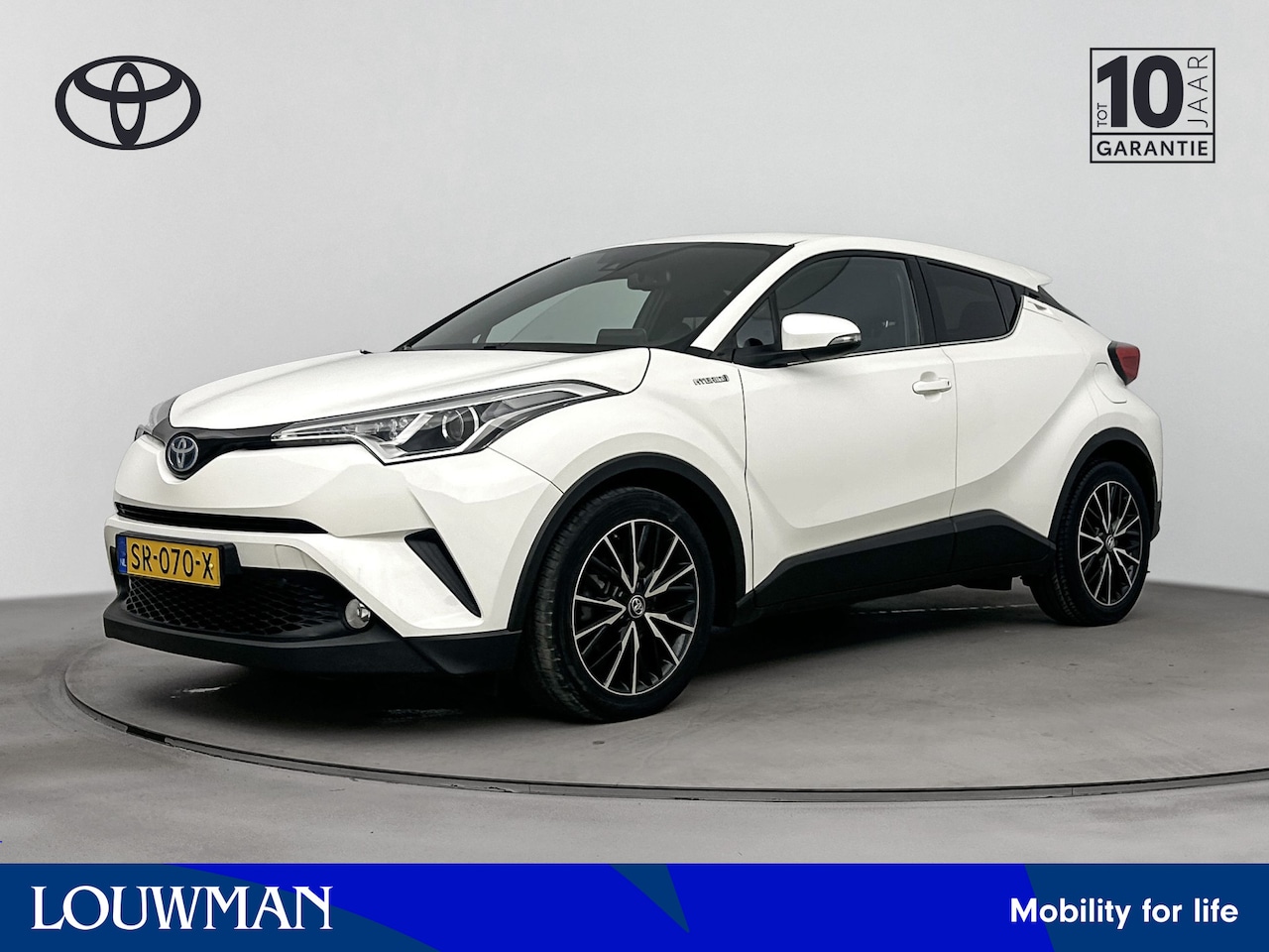 Toyota C-HR - 1.8 Hybrid Dynamic | Afn. Trekhaak | Stoelverwarming | Navigatie - AutoWereld.nl