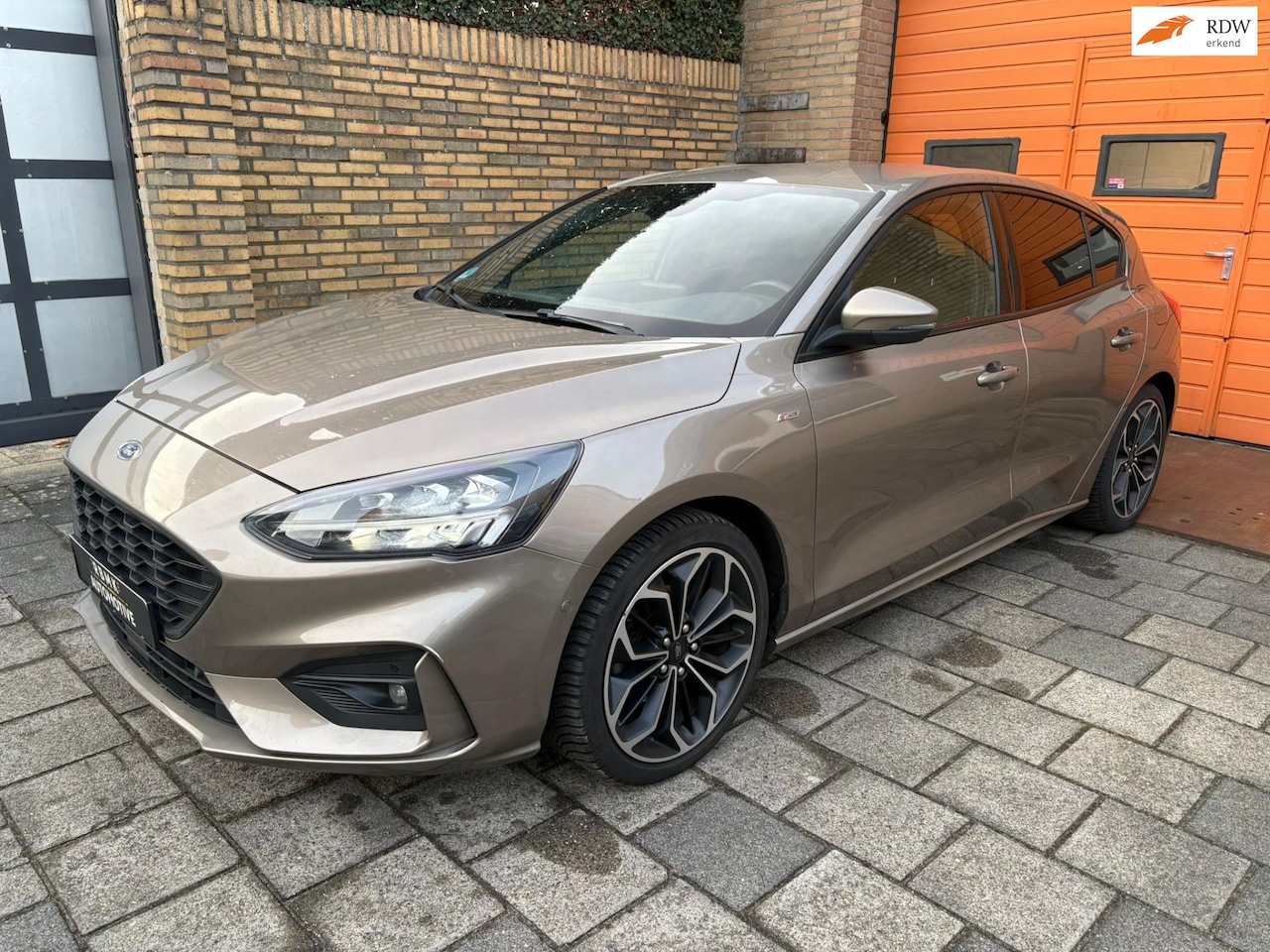 Ford Focus - 1.5 EcoBoost ST Line Business 1.5 EcoBoost ST Line Business - AutoWereld.nl