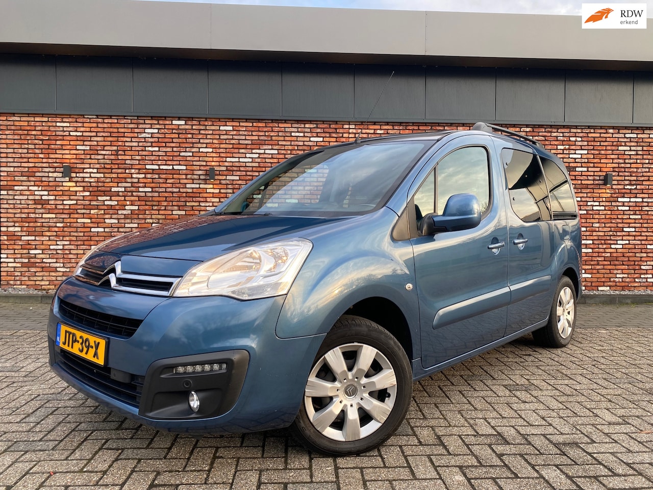 Citroën Berlingo - 1.2 PureTech XTR Trekhaak Camera Carplay 106000km! - AutoWereld.nl