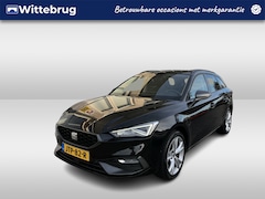 SEAT Leon Sportstourer - 1.4 TSI eHybrid PHEV FR / AUTOMAAT/ PARK.SENSOR.V+A/ CAMERA/ STUUR+STOEL VERWARM./ KEYLESS