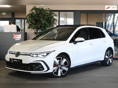 Volkswagen Golf - 8 1.4 eHybrid GTE 245PK Pano Cam ACC Led Mistlamp