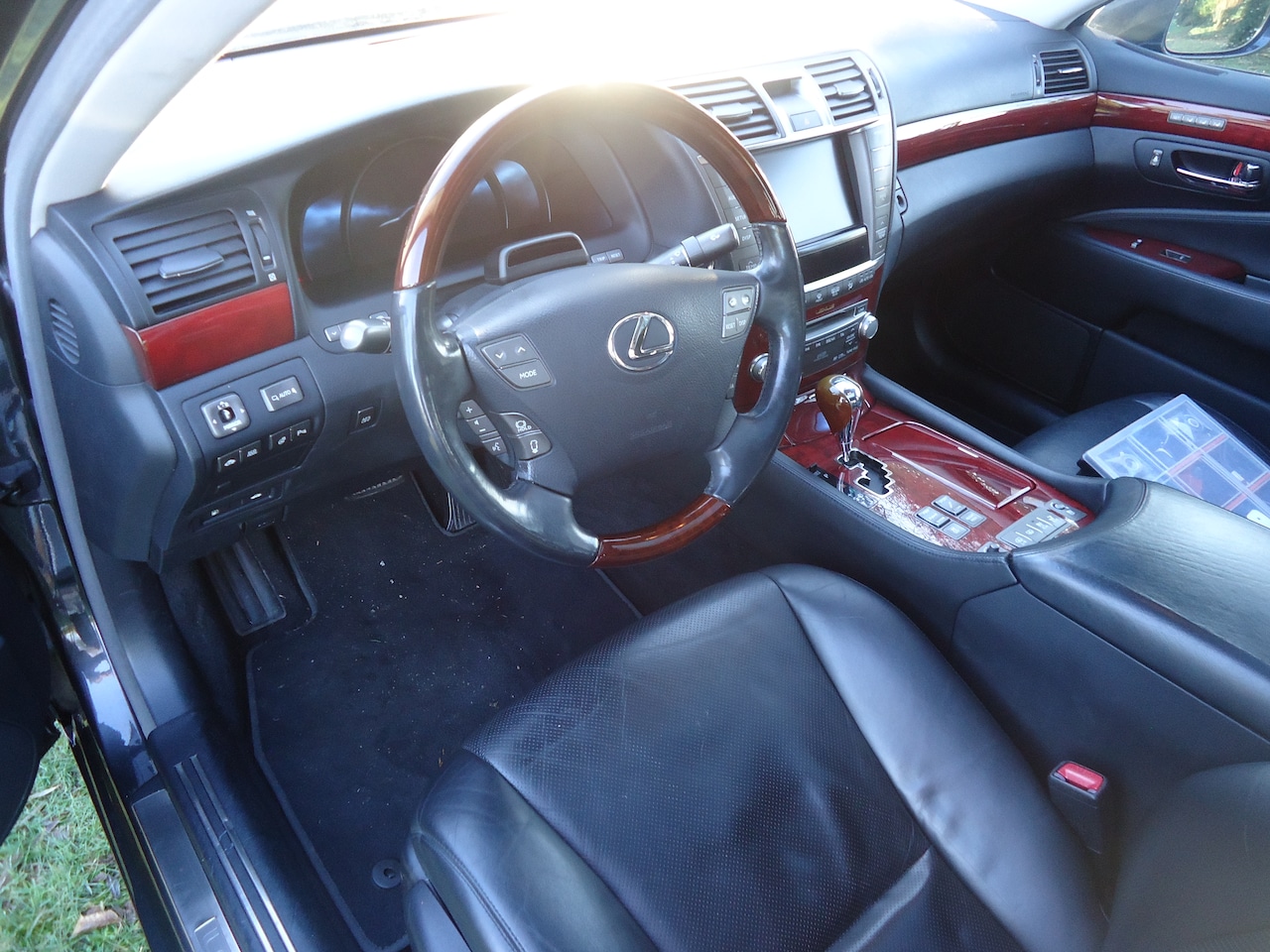 Lexus LS - 600h President volledig dealer onderhouden