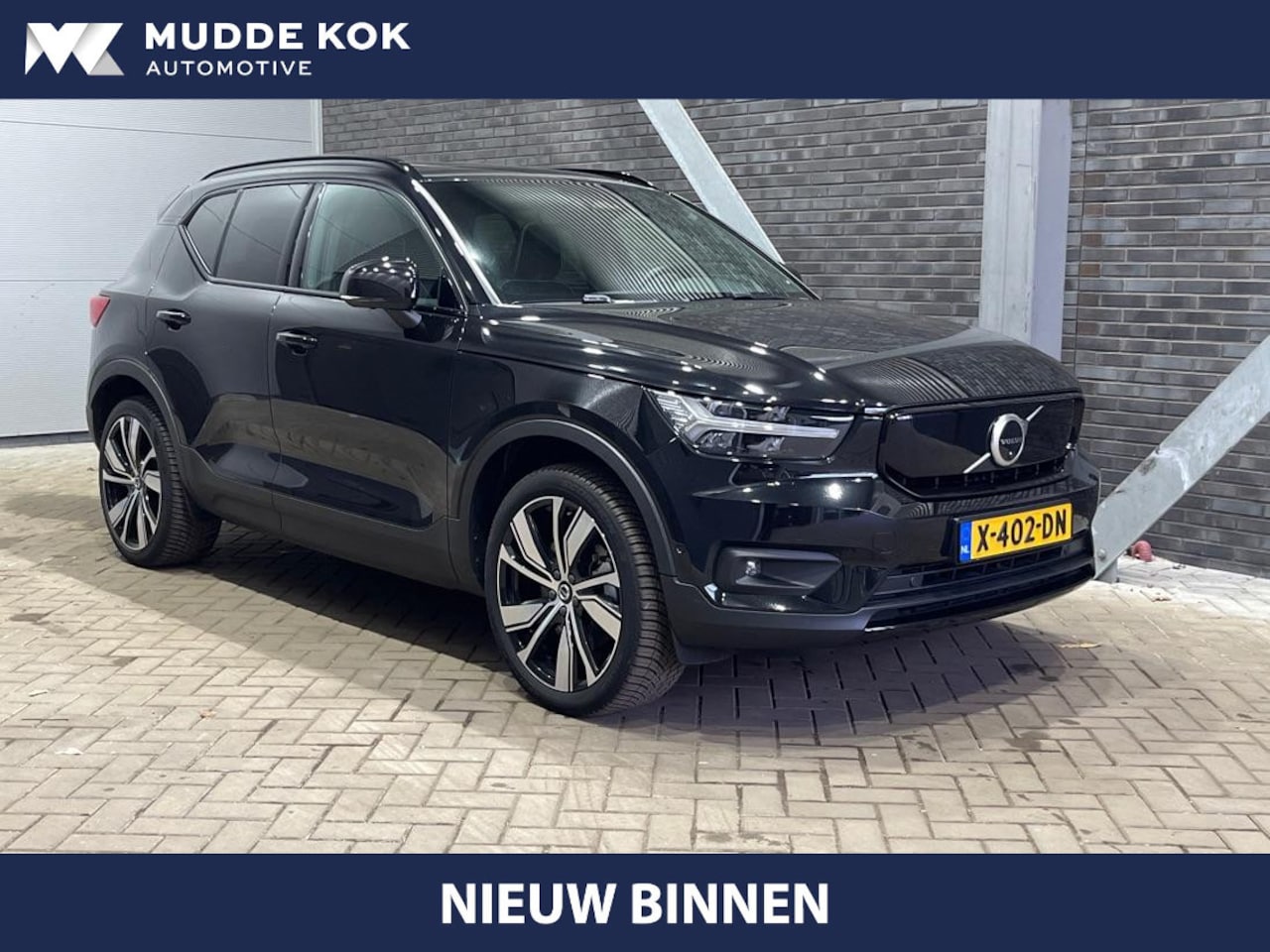 Volvo XC40 - Recharge Pro | ACC | 360° Camera | Trekhaak | Panoramadak | Stoel+Stuurverwarming - AutoWereld.nl
