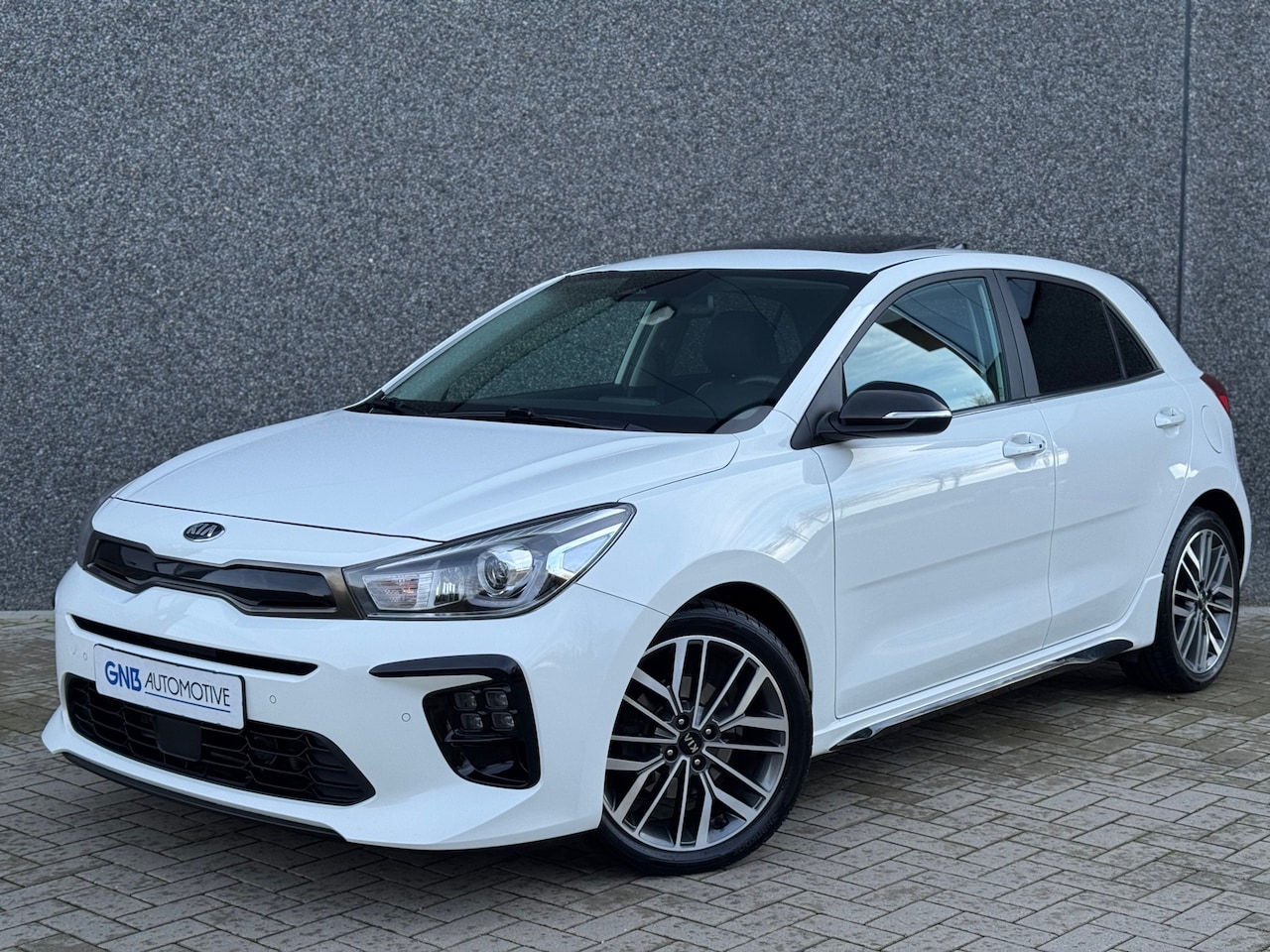 Kia Rio - 1.0 T-GDi MHEV GT-Line | Carplay | Schuifdak | Rijhulp | ACC | Dodehoekassistent | Stuurve - AutoWereld.nl