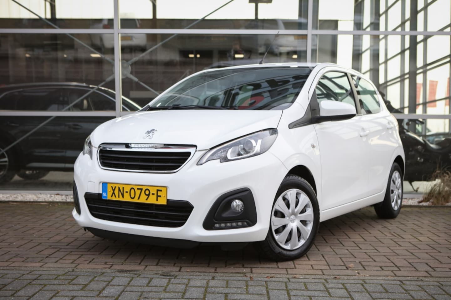 Peugeot 108 - 1.0 e-VTi Active| Carplay | Achteruitrijcamera | - AutoWereld.nl