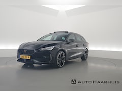 CUPRA Leon Sportstourer - 1.4 e-Hybrid VZ 245pk | S/K-Dak | Dig. Cockpit | Adapt. Cruise | Kuipstoelen | Nav+App.Con